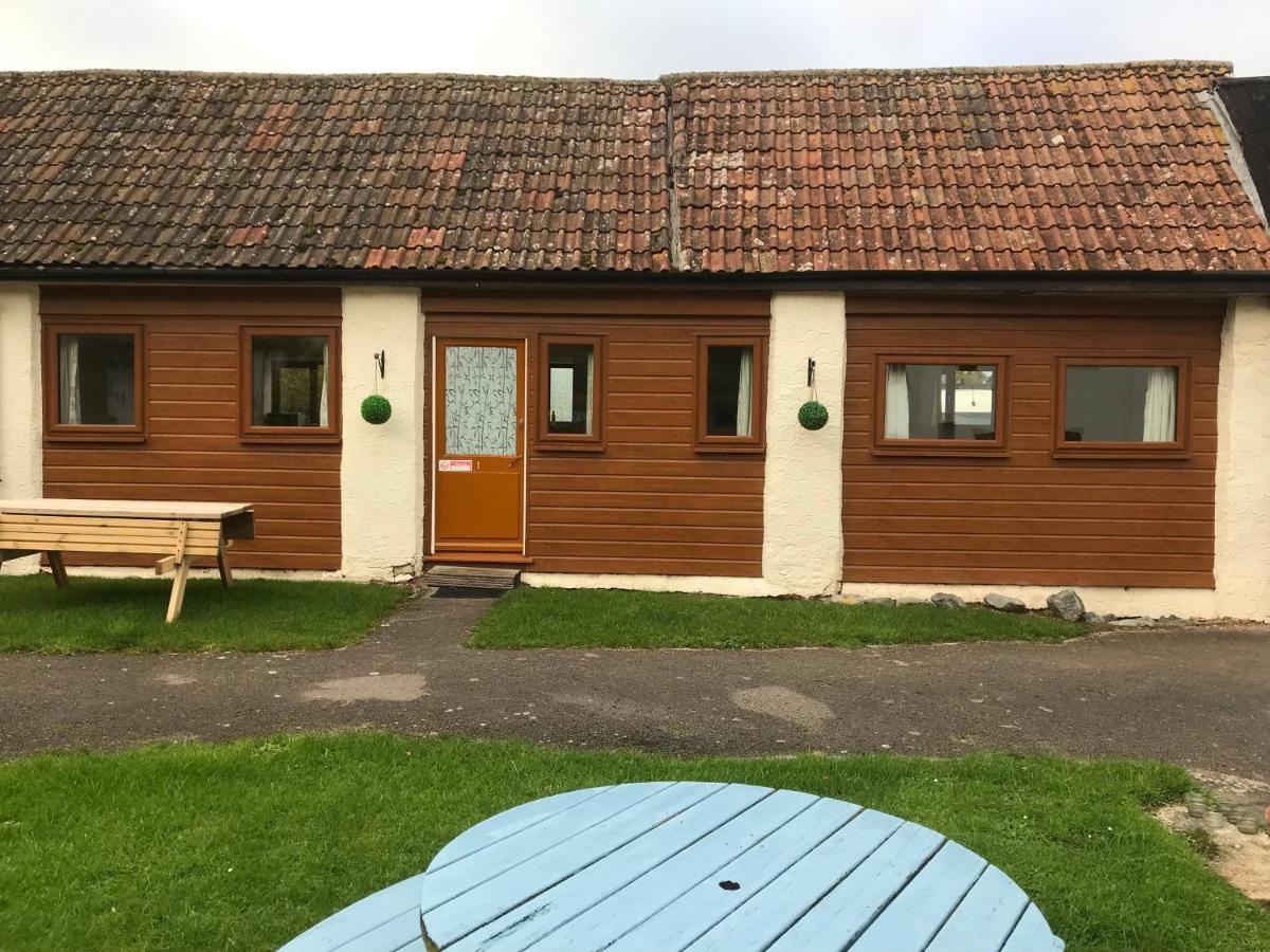 Court Farm Holiday Bungalows Ltd Вотчет Екстер'єр фото