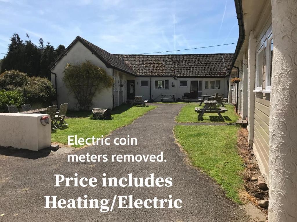 Court Farm Holiday Bungalows Ltd Вотчет Екстер'єр фото